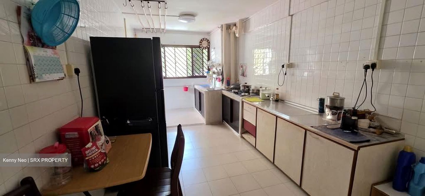 Blk 715 Vista 18 (Clementi), HDB 4 Rooms #564238901